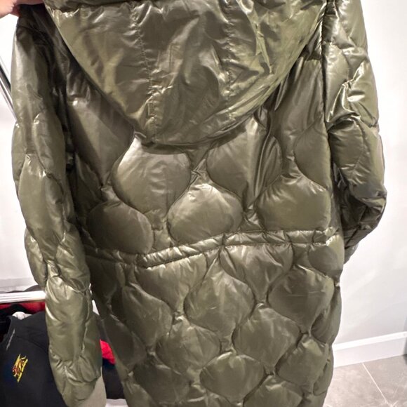 MPG Green Puffer Coat - Picture 2 of 7